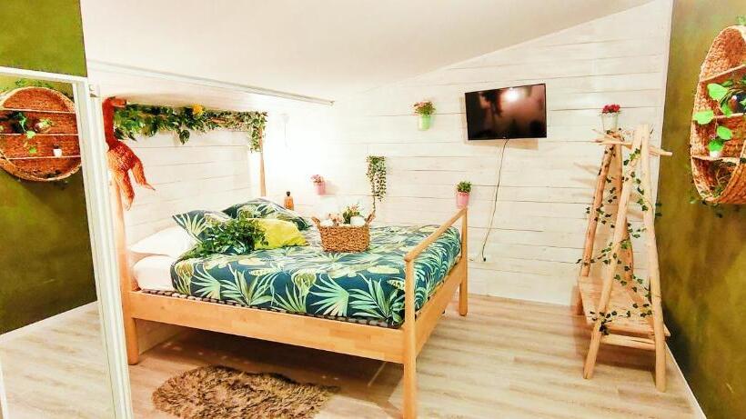 سوییت خانوادگی, Favola Exclusive B&b