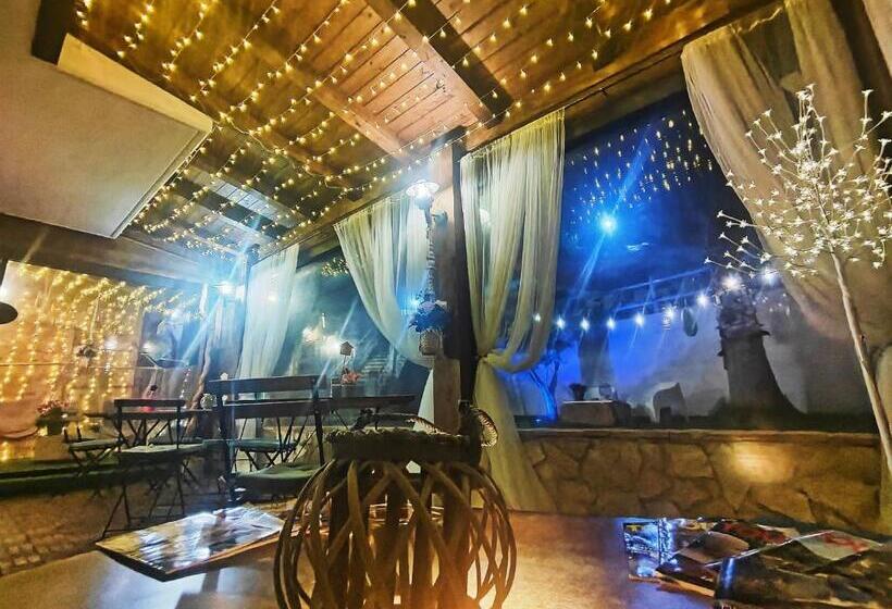 سوییت خانوادگی, Favola Exclusive B&b