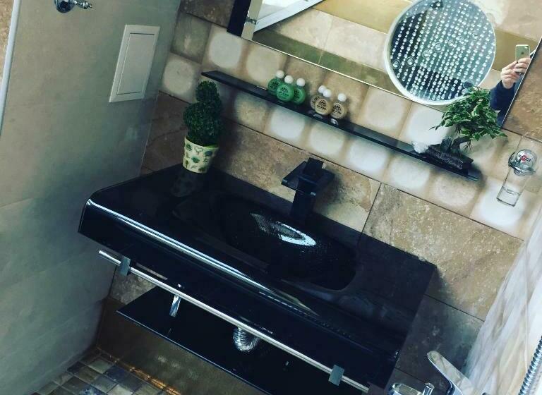 标准工作室带阳台, стаи за гости топ старс смолян