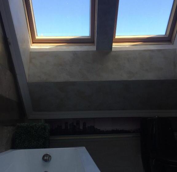 标准工作室带阳台, стаи за гости топ старс смолян