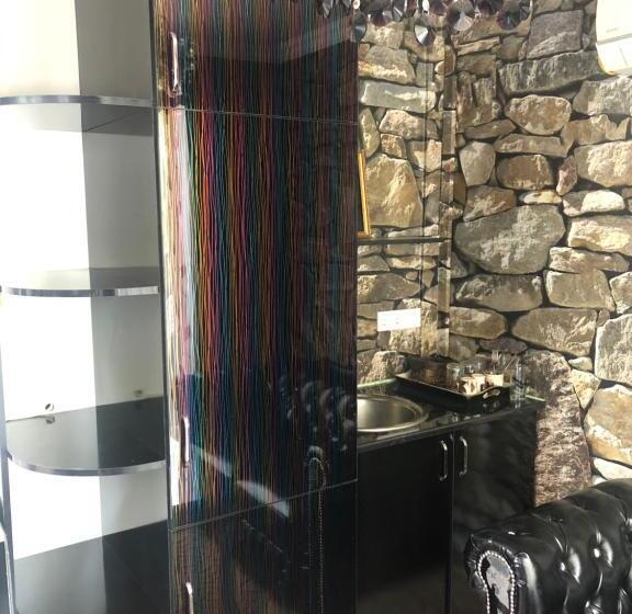 标准工作室带阳台, стаи за гости топ старс смолян