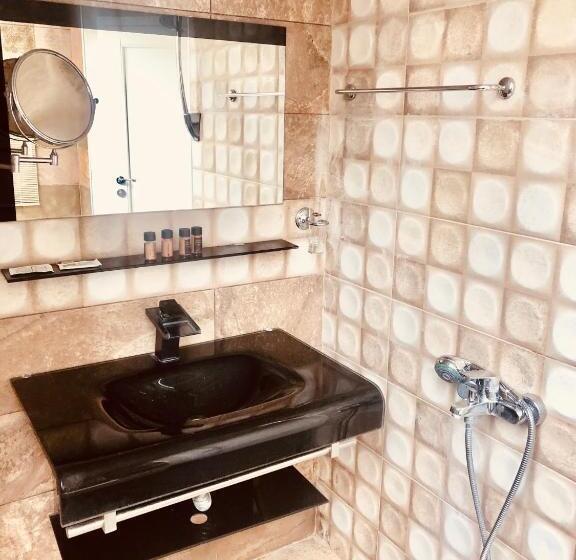 标准工作室带阳台, стаи за гости топ старс смолян