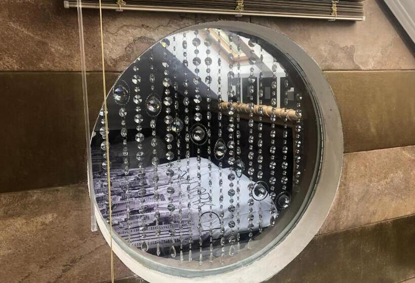 标准工作室带阳台, стаи за гости топ старс смолян