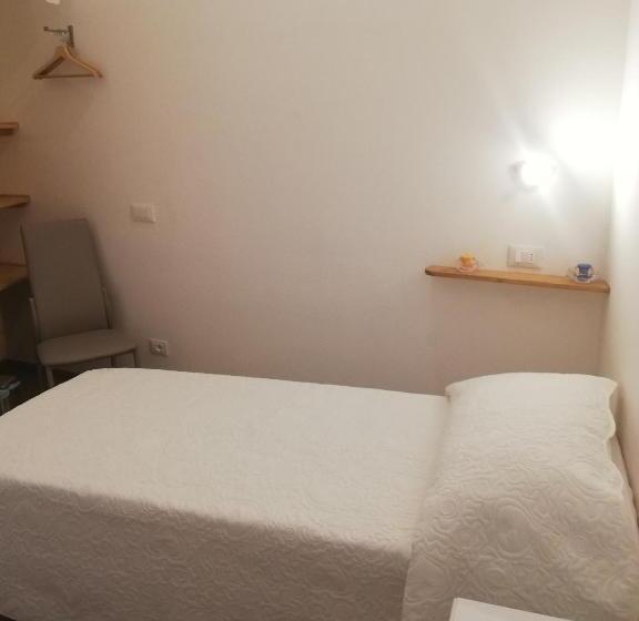 חדר סטנדרט יחיד, Il Lago Del Mugello B&b