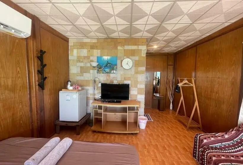 デラックスバンガロー, Apache Loongdum Koh Samed
