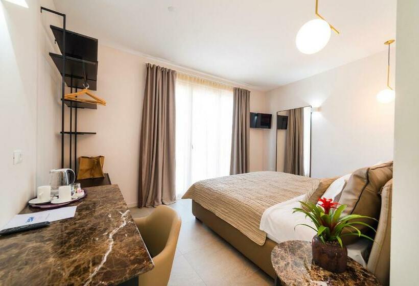 디럭스 룸, Garda Room