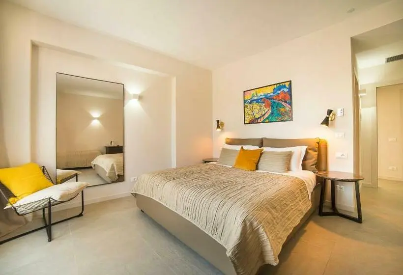 デラックストリプルルーム, Garda Room