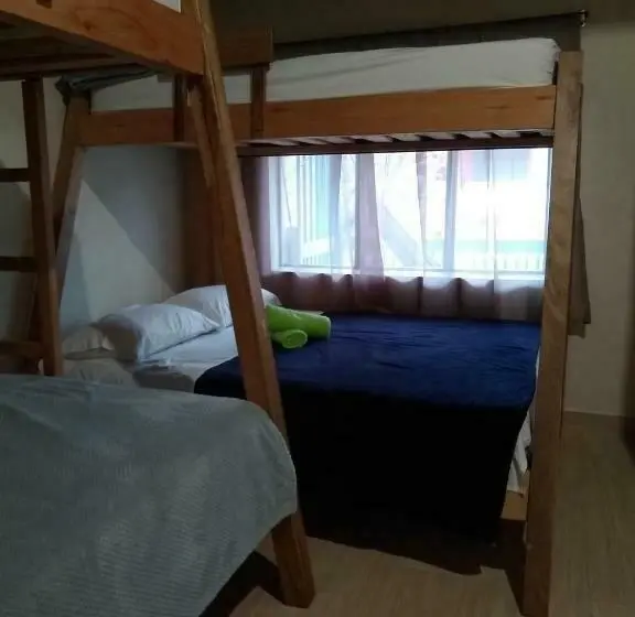 ファミリールーム, Hostal Naty Luna