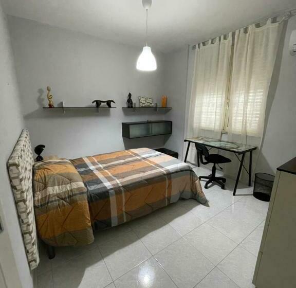 اتاق استاندارد یک نفره, Merola Sisters Holiday Home