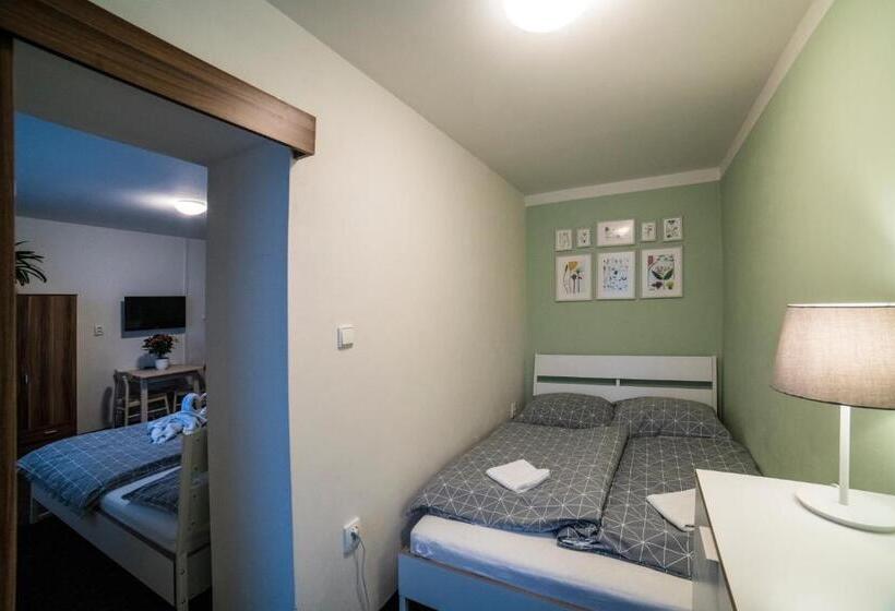 דירת שני חדרים, Penzion Garden