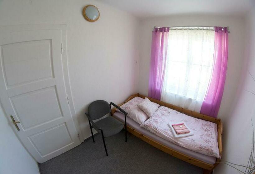 ファミリールーム, Penzion Kamenný Dvůr