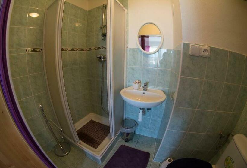 ファミリールーム, Penzion Kamenný Dvůr