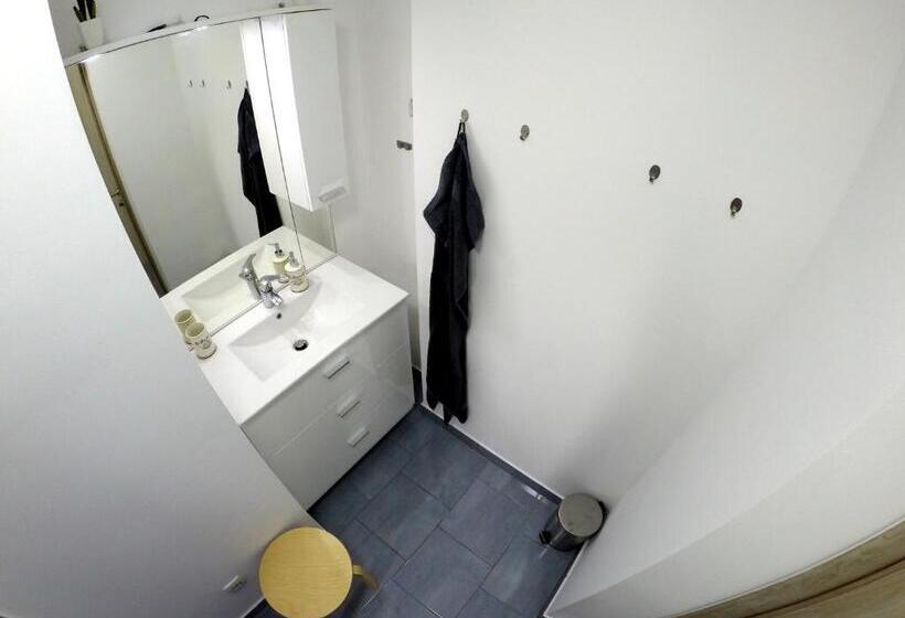 آپارتمان 1 خوابه با تراس, The Jungle Apartments And Rooms