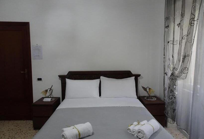 Habitació Estàndard Bany Compartit, B&b Dodo