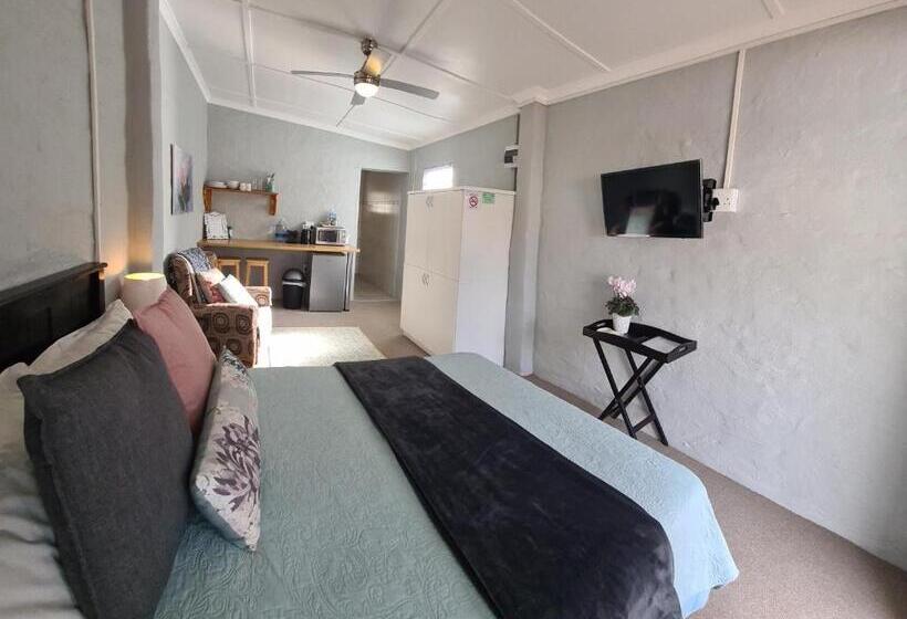 اتاق استاندارد, Cottage On Ilchester