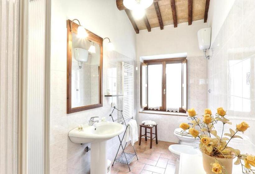 וילה עם חדר שינה אחד ובריכת שחיה, Agriturismo Cerqueto