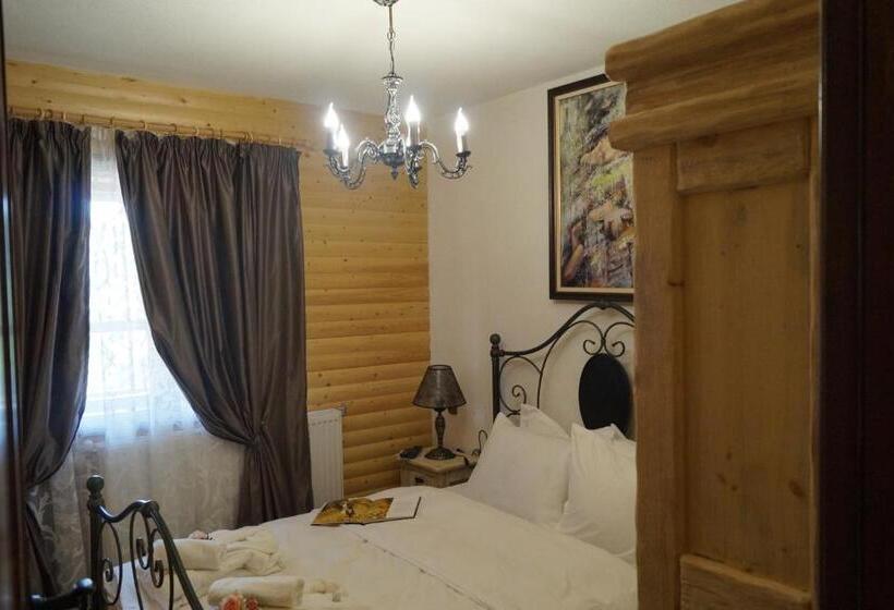 חדר דלוקס עם מרפסת, вила поликсения петиня