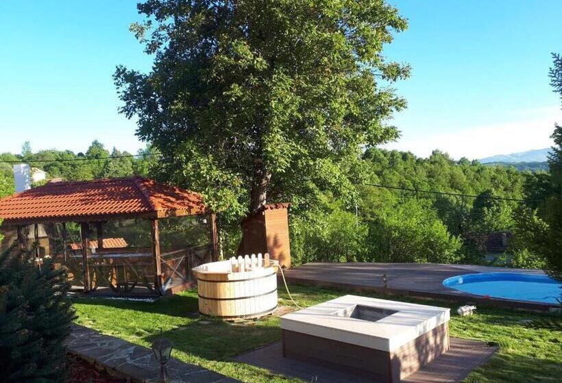 בית, 3 חדרי שינה, вила поликсения петиня