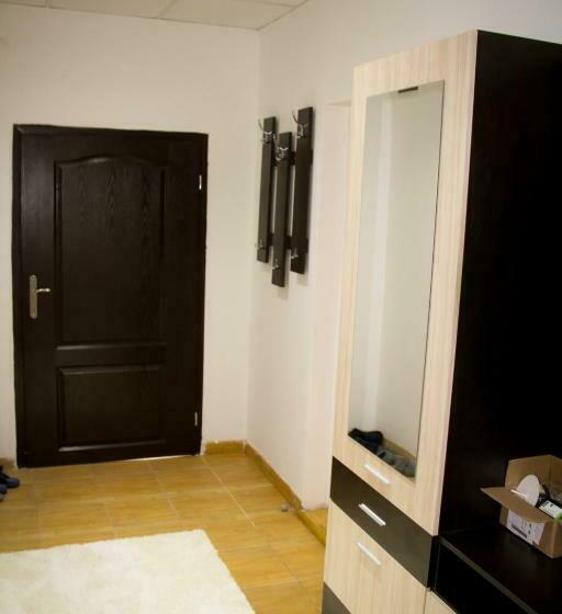 标准间, къща карби