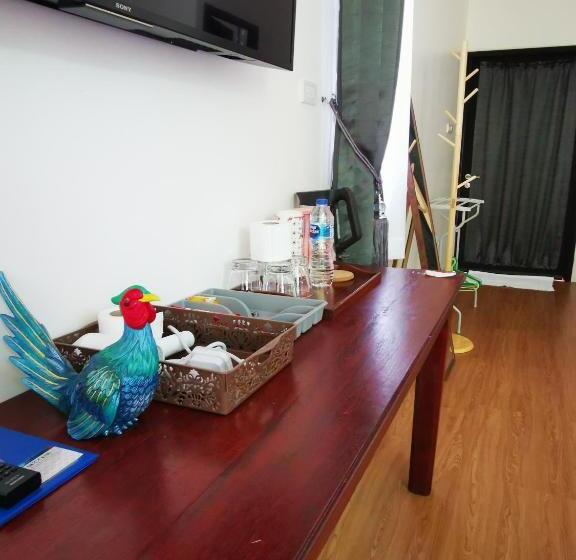 اتاق استاندارد چهار تخته, บุญเมืองน่าน