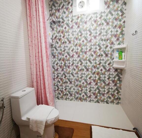 اتاق کلاسیک چهارنفره, บุญเมืองน่าน