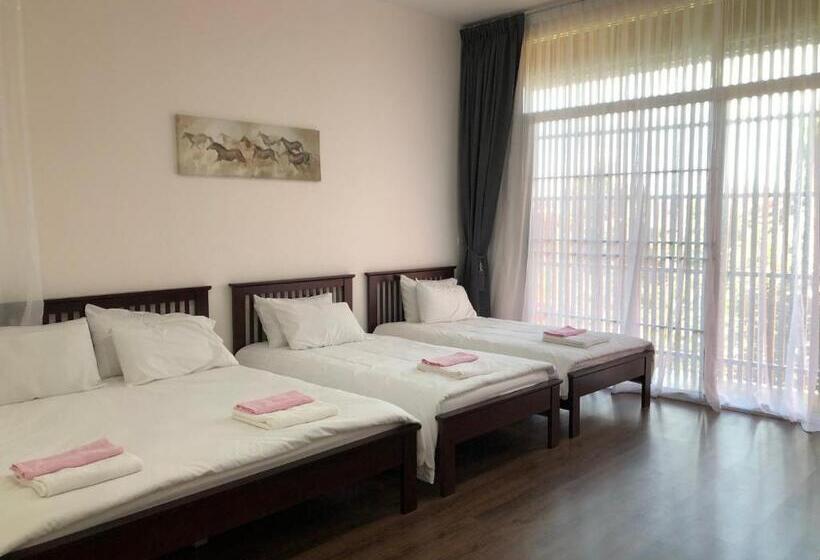 اتاق کلاسیک چهارنفره, บุญเมืองน่าน