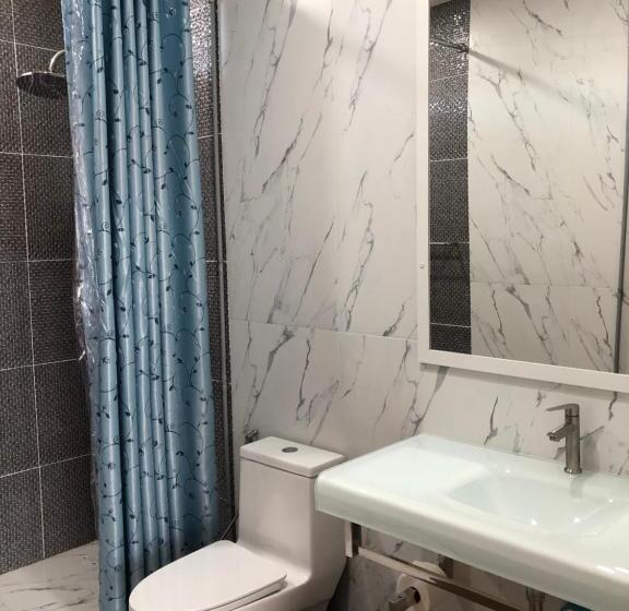 اتاق لوکس با بالکن, บุญเมืองน่าน