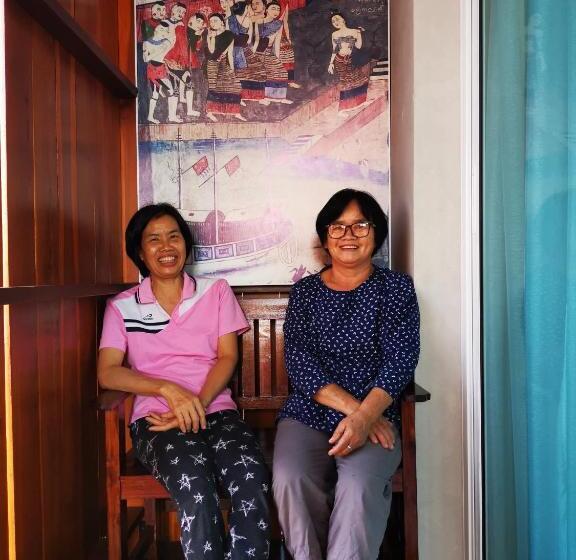 اتاق لوکس با بالکن, บุญเมืองน่าน