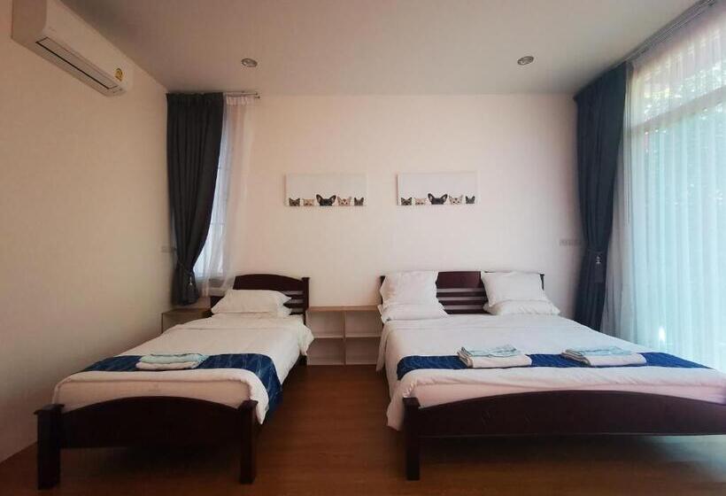 اتاق خانوادگی, บุญเมืองน่าน