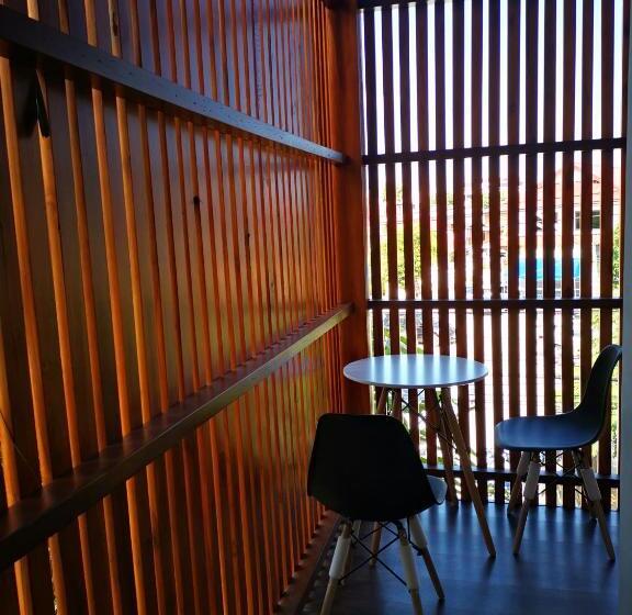 اتاق لوکس با بالکن, บุญเมืองน่าน