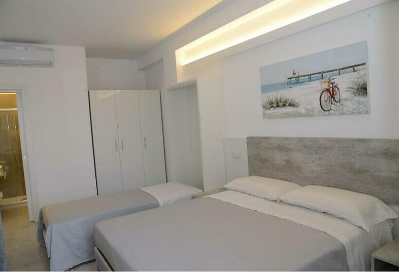 اتاق استاندارد سه تخته با چشم‌انداز باغ, Al Ponte