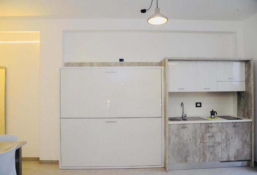 استودیو استاندارد با تراس, Al Ponte