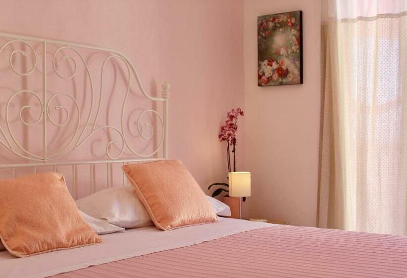 Номер Стандарт с Террасой, Caramico Room