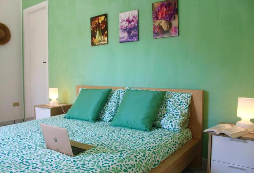 Номер Стандарт, Caramico Room