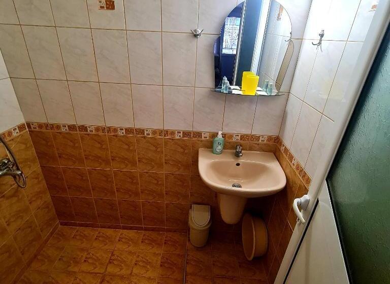 기본룸, Fema Guest House