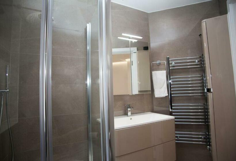 Номер Стандарт, Goldbeaters House