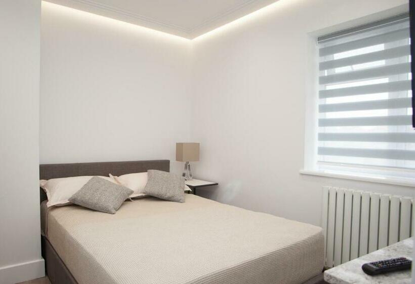 Номер Стандарт, Goldbeaters House