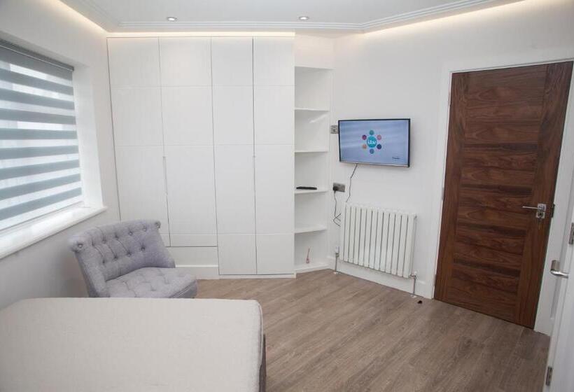 Номер Стандарт, Goldbeaters House