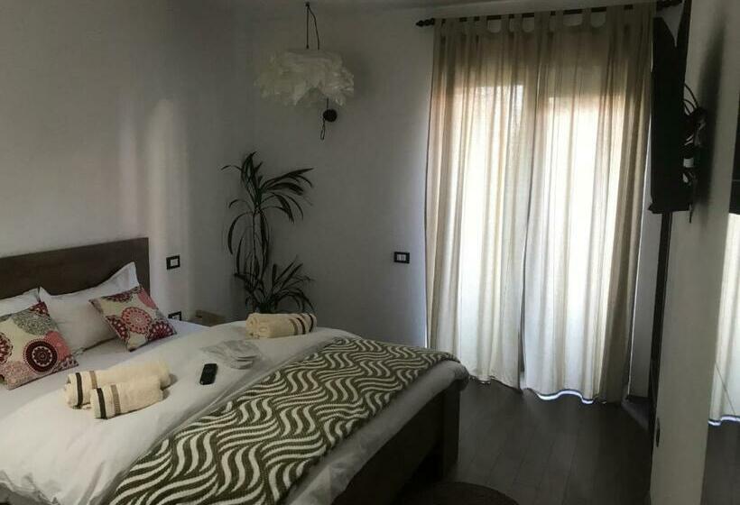 Comfort room with balcony, Relax