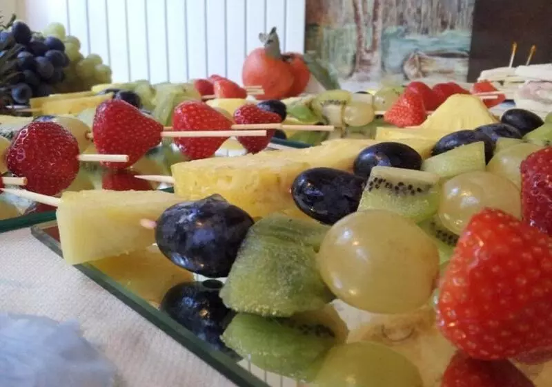 اتاق استاندارد چهار تخته, Al Faro