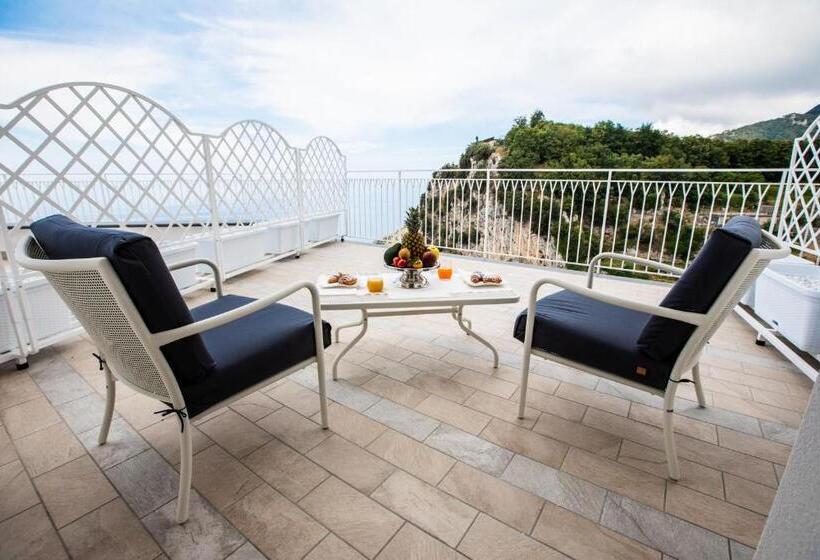 חדר דלוקס עם מרפסת, Le Rocce   Agerola, Amalfi Coast