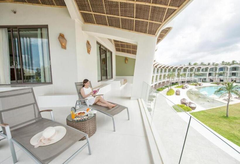 Deluxe Suite Sea View, The Shells Resort & Spa  Phu Quoc