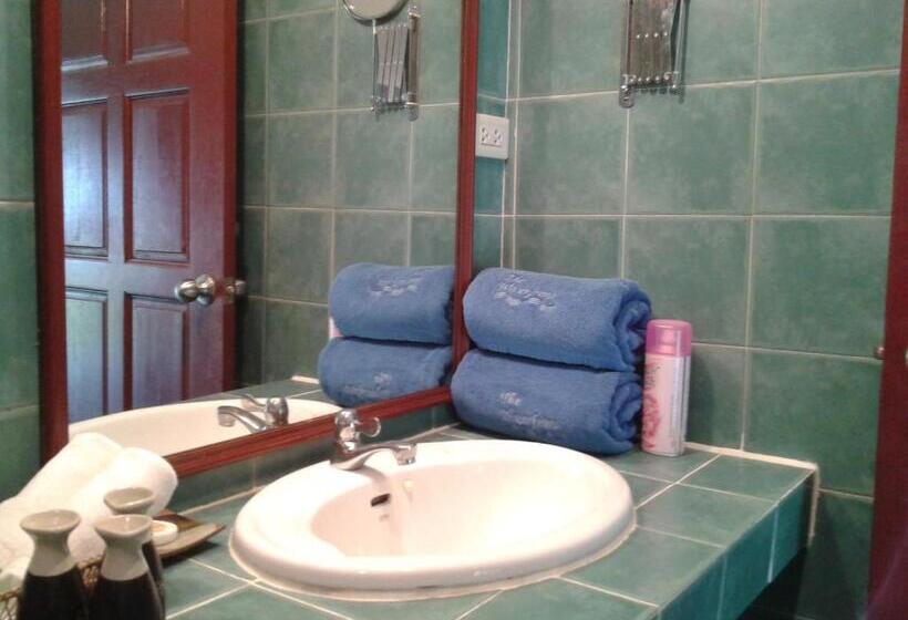 اتاق لوکس, The Waterfront Hotel At Fishermans Village