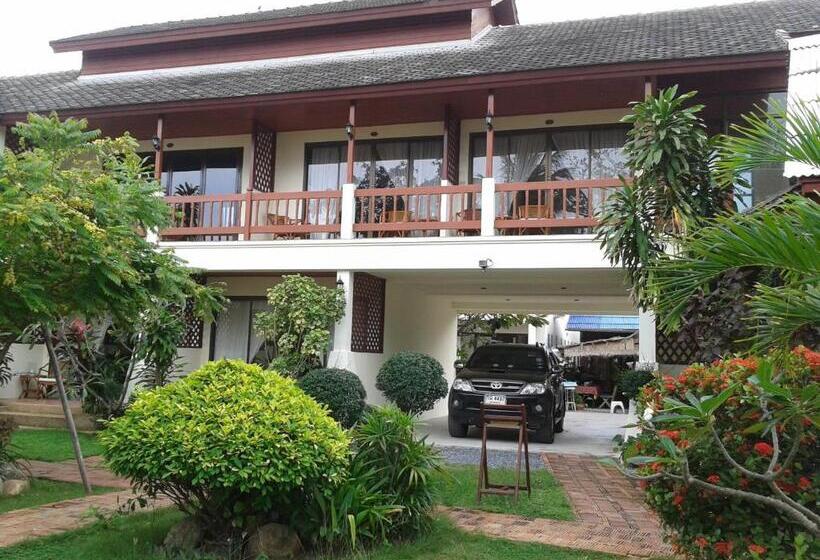 1 Bedroom Deluxe Apartment Sea View, The Waterfront Hotel At Fishermans Village