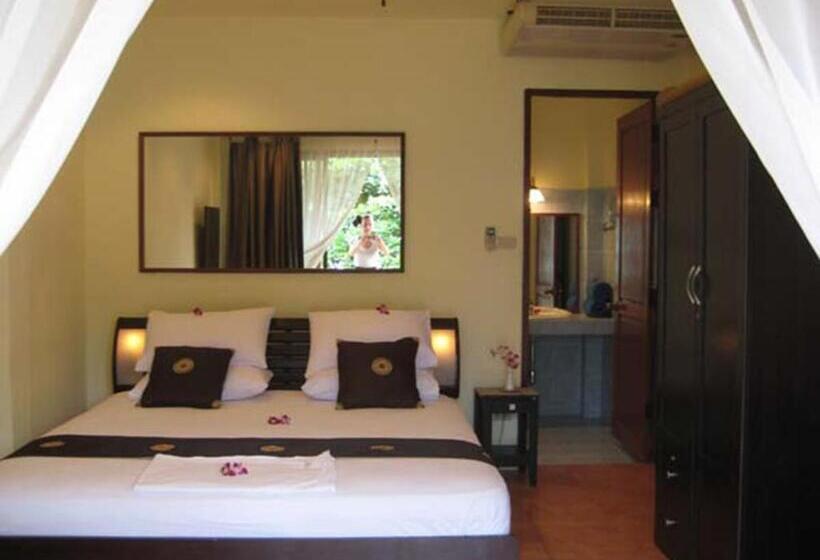 اتاق لوکس با چشمانداز دریا, The Waterfront Hotel At Fishermans Village