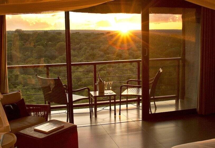 اتاق کلاب, Victoria Falls Safari Club