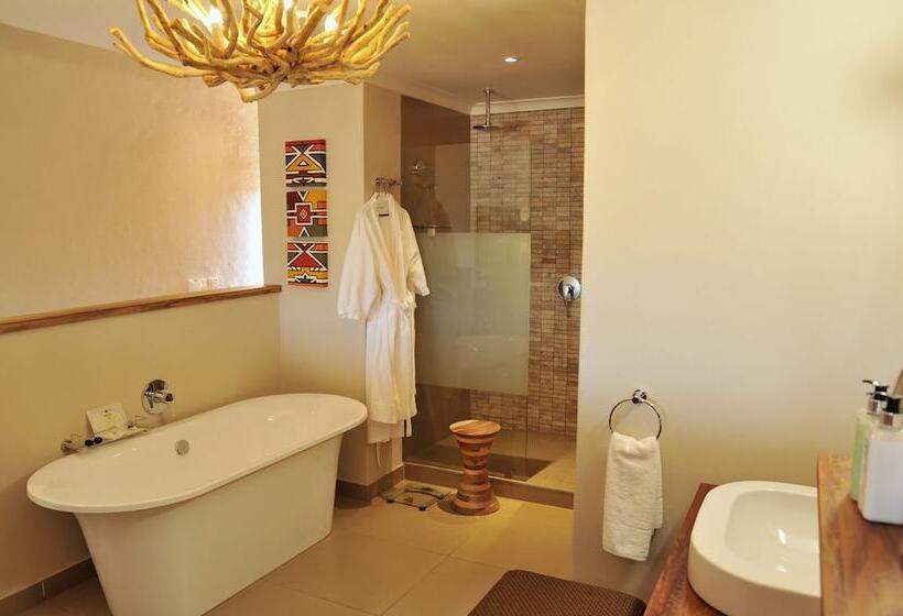 اتاق کلاب, Victoria Falls Safari Club