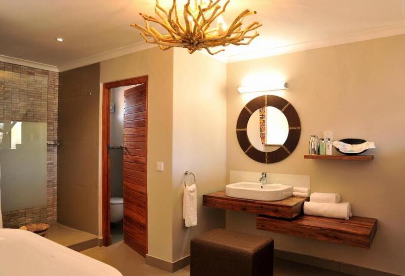 اتاق کلاب, Victoria Falls Safari Club