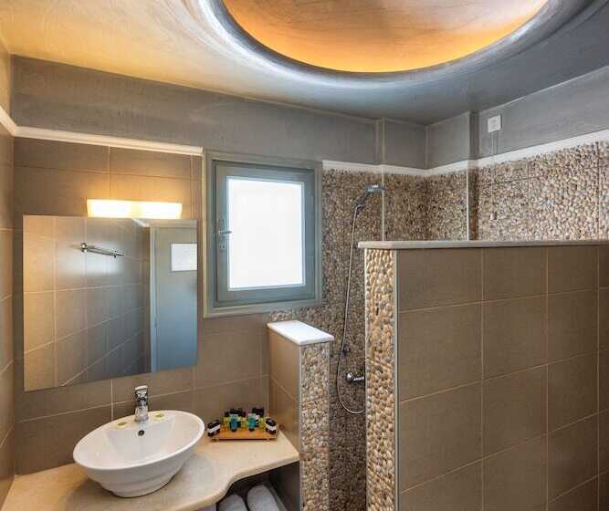 Chambre Standard Vue Piscine, Kalya Suites