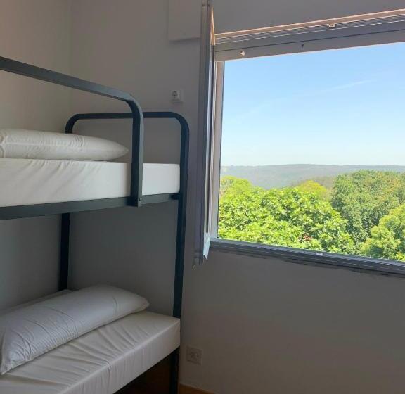 Кровать в Общей Комнате, Albergue Alto Da Pena Exclusive For Pilgrims